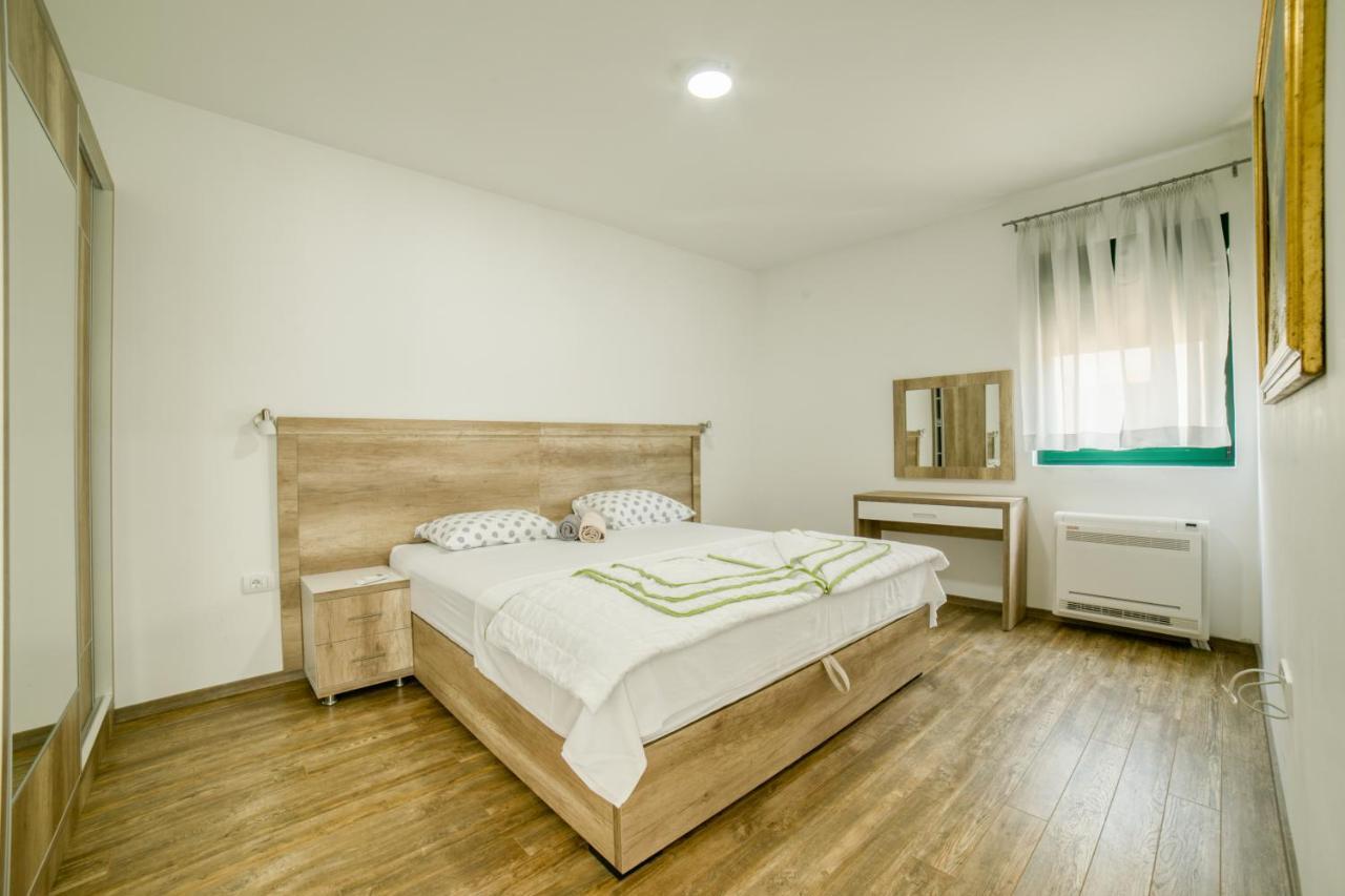 Apartament Obala Tivat Zewnętrze zdjęcie